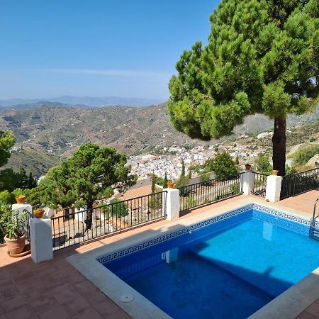 Lovely 2 Bed Apartment With Stunning Views & Pool Cómpeta Екстериор снимка