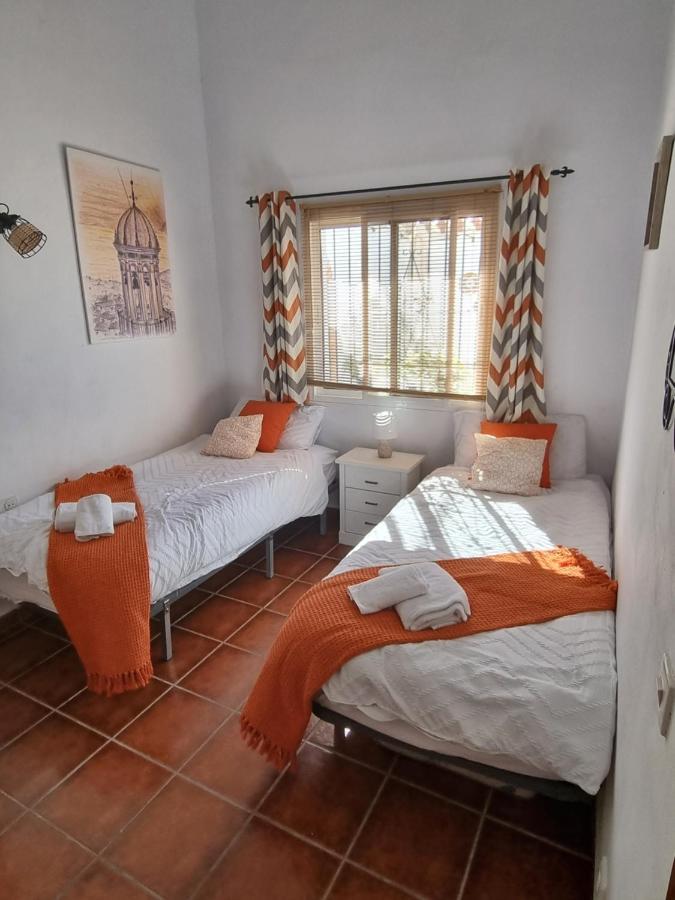 Lovely 2 Bed Apartment With Stunning Views & Pool Cómpeta Екстериор снимка