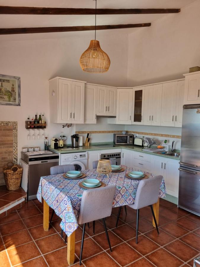 Lovely 2 Bed Apartment With Stunning Views & Pool Cómpeta Екстериор снимка