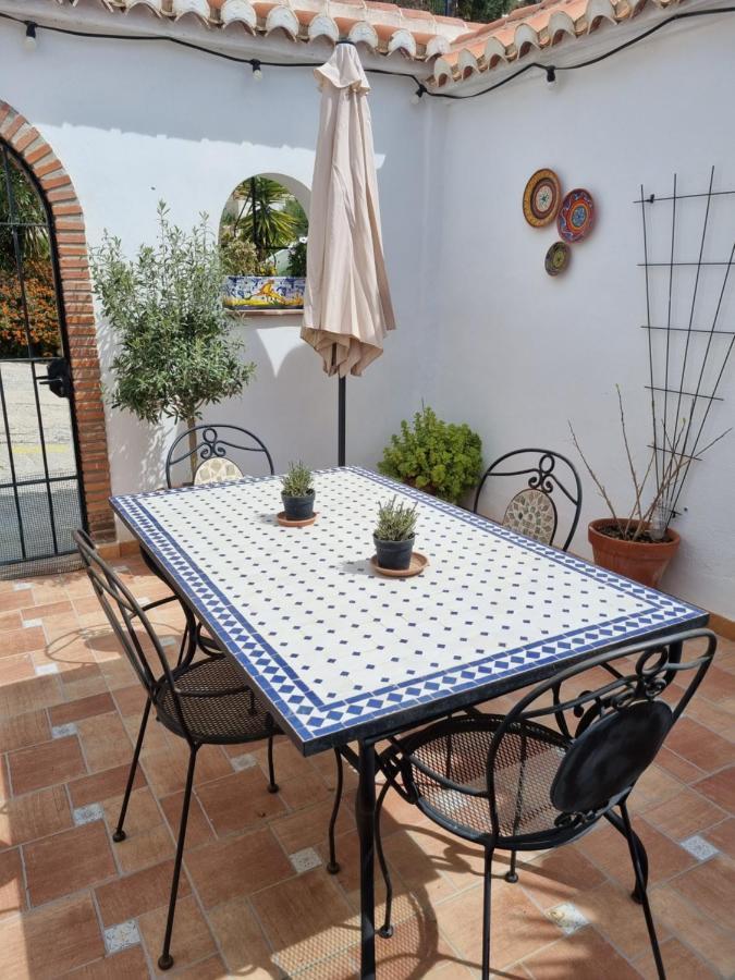 Lovely 2 Bed Apartment With Stunning Views & Pool Cómpeta Екстериор снимка